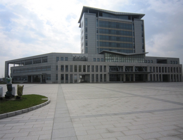 上海外高橋糧食儲備庫及碼頭設(shè)施綜合服務(wù)樓